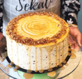 Butterscotch Pecan Parline Cake